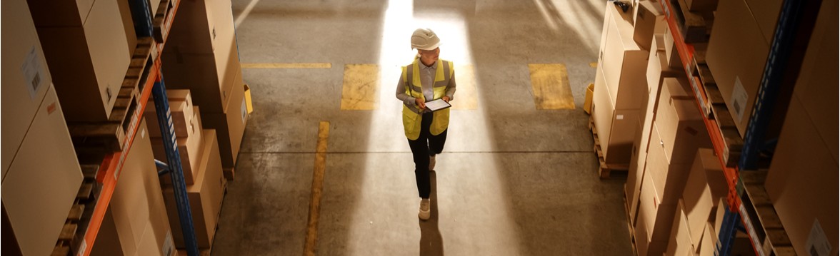 Navigating Uncertainty: Resilience Over Cost in the UAE's Logistics & Industrial Sector (image)